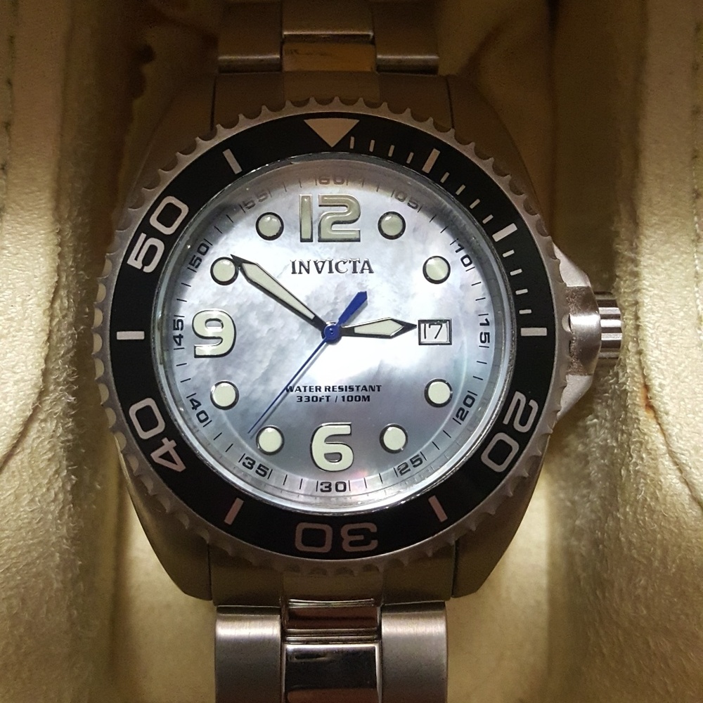 *EUC* Men's Invicta Pro Diver watch
